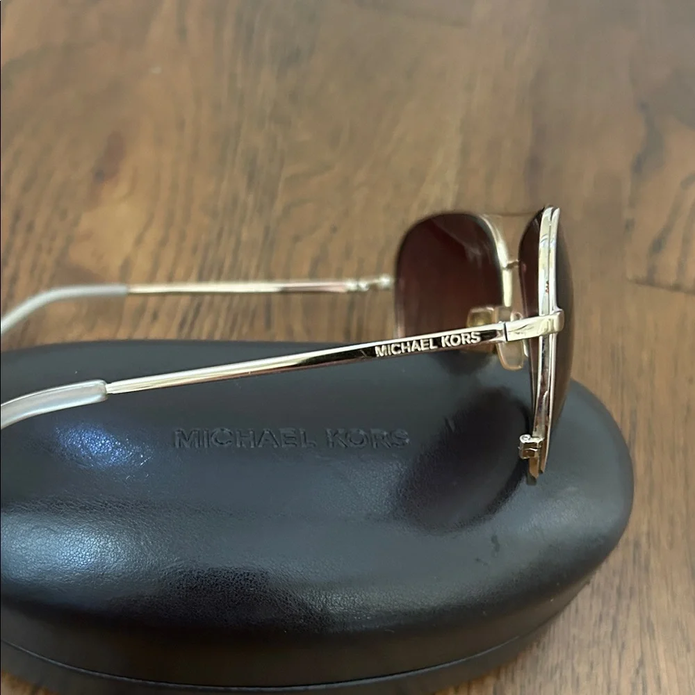 Michael Kors Silver Aviator Sunglasses with Black Case - Picture 3 of 4